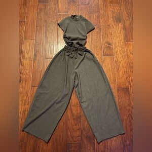 ZARA Textured Ruched Top, with Matching Wide Leg Bottoms Size Small